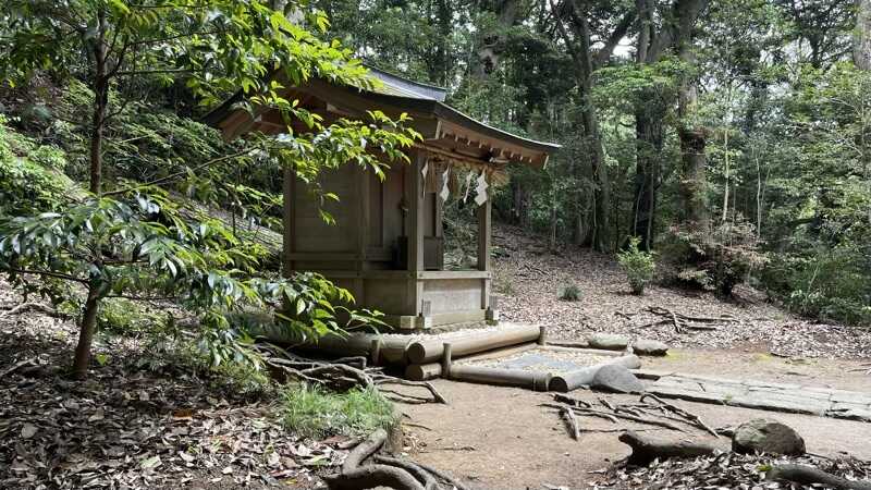 事任八幡宮の本宮のお社