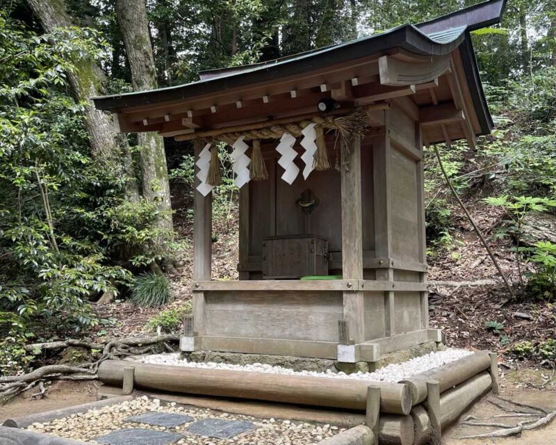 事任八幡宮の本宮のお社