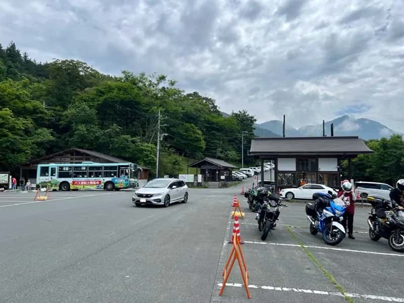 三峯神社の駐車場：秩父市営三峰駐車場