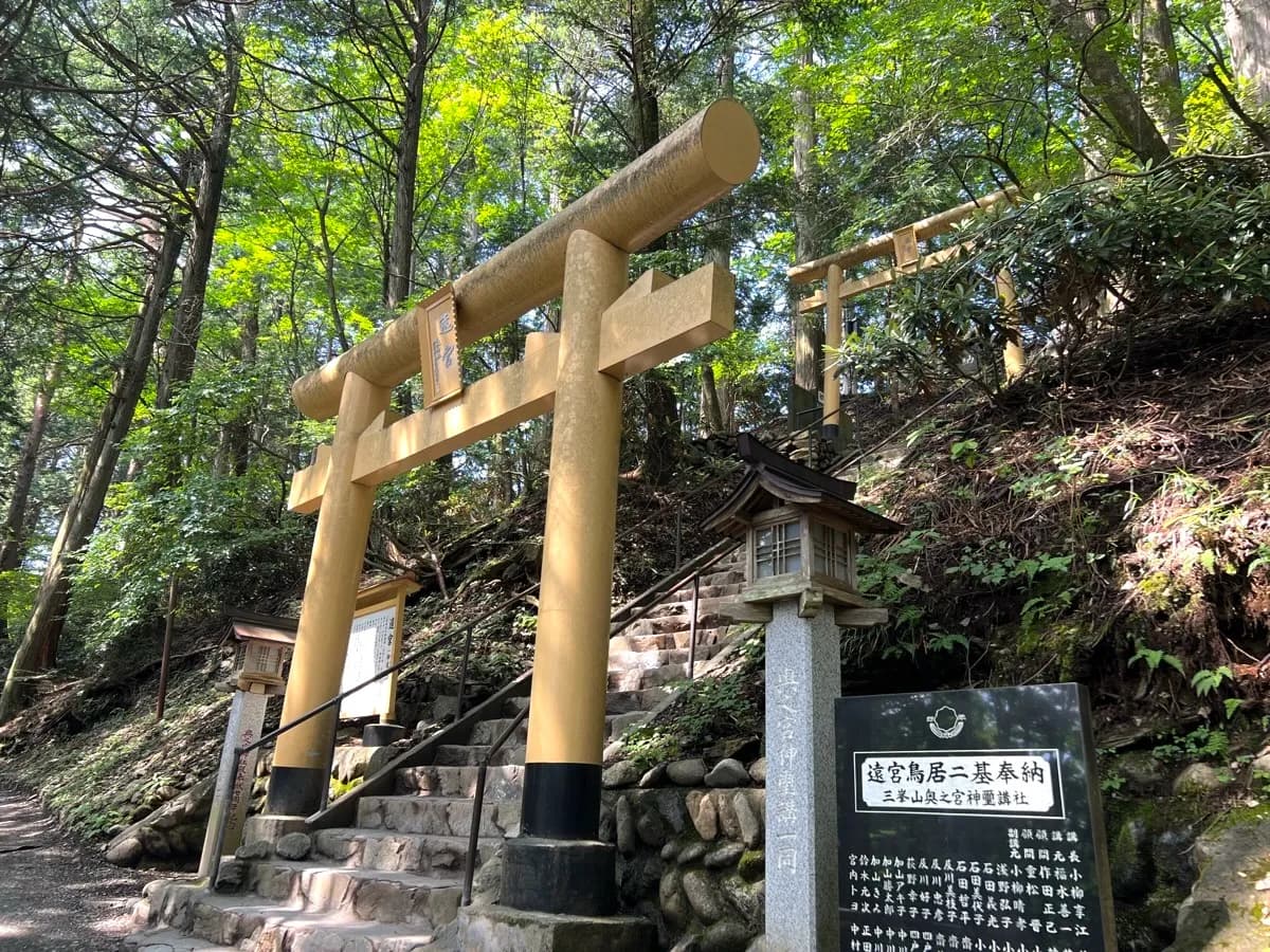 御仮屋神社の鳥居